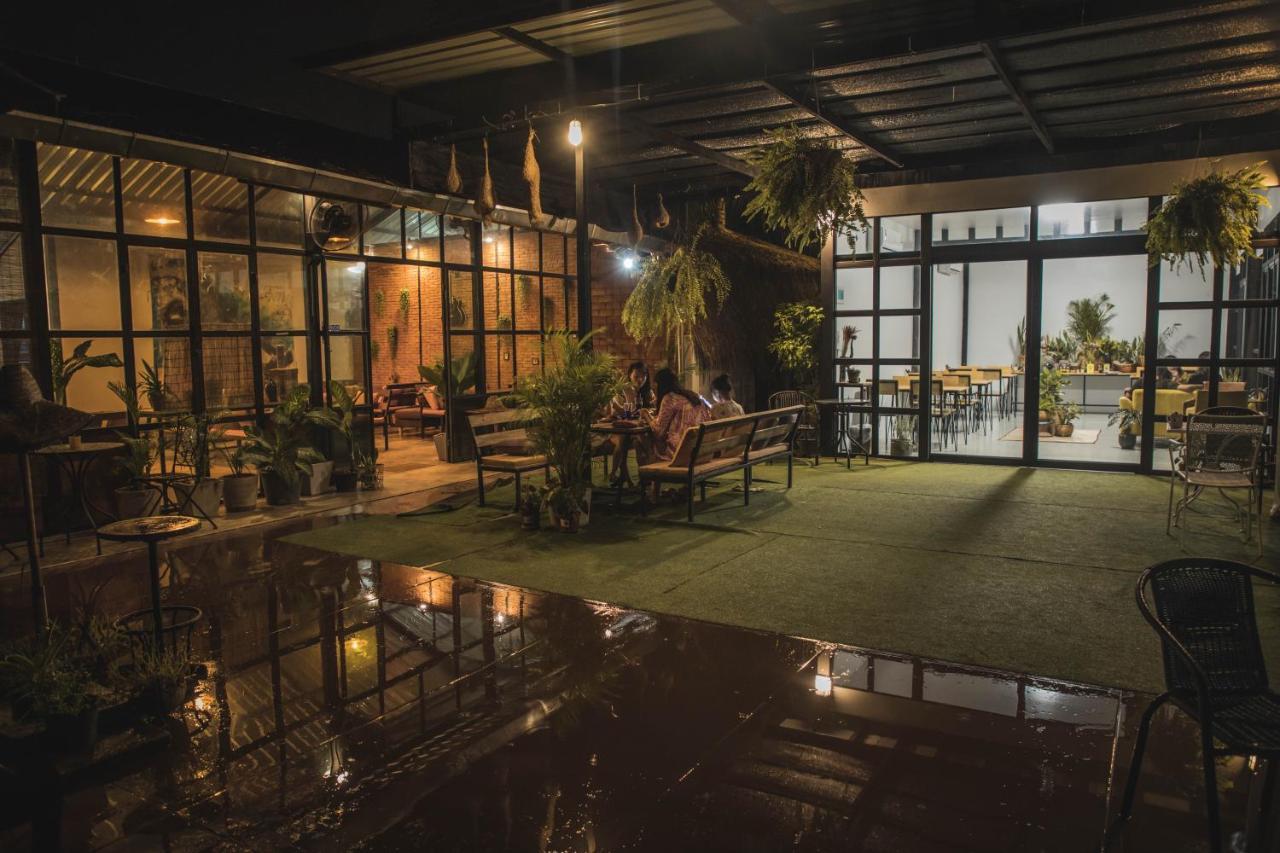 Home At 9 San Klang Exterior photo
